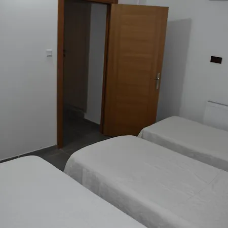 Отель Ulus 10 *