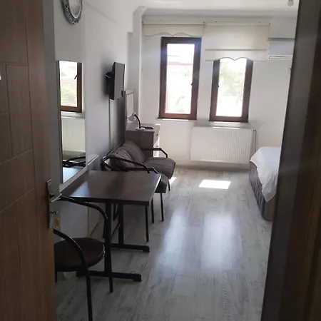 Ulus 10 فندق